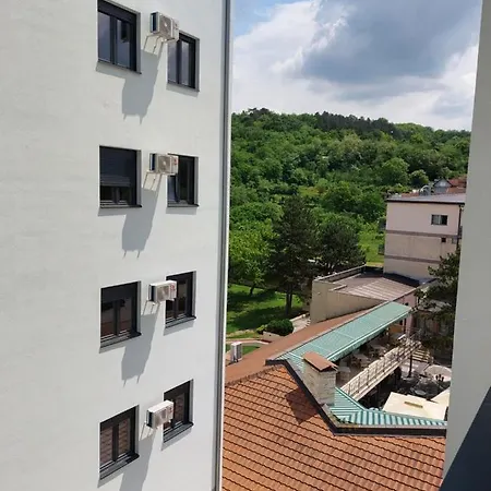 Akva Park Apartment