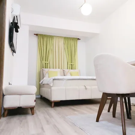Akva Park Apartment *