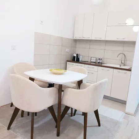 Akva Park Apartment
